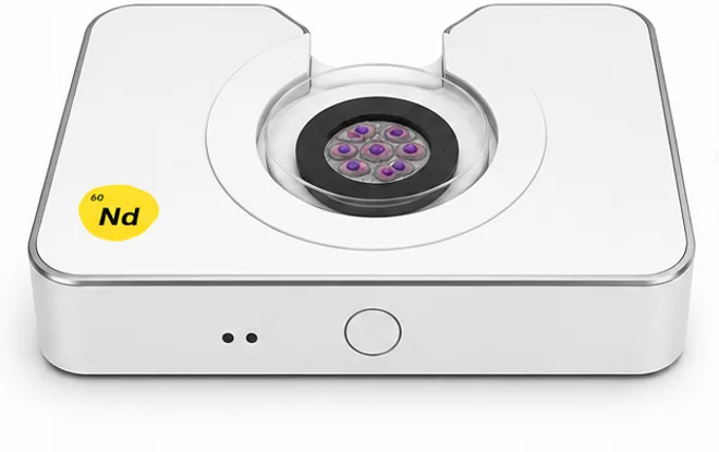 60Nd NeoMag® with the magnetic field off, relaxed substrate